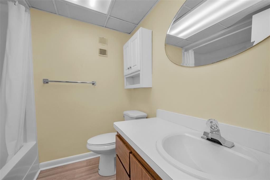 На продажу: $550,000 (2 спален, 2 ванн, 1094 Квадратных фут)