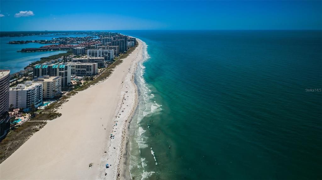 На продажу: $550,000 (2 спален, 2 ванн, 1094 Квадратных фут)