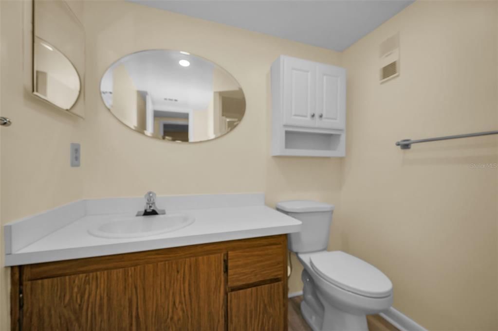 На продажу: $550,000 (2 спален, 2 ванн, 1094 Квадратных фут)