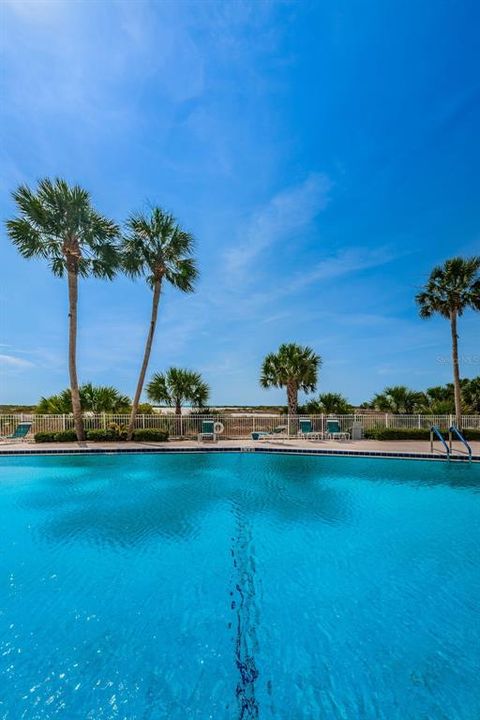 На продажу: $550,000 (2 спален, 2 ванн, 1094 Квадратных фут)