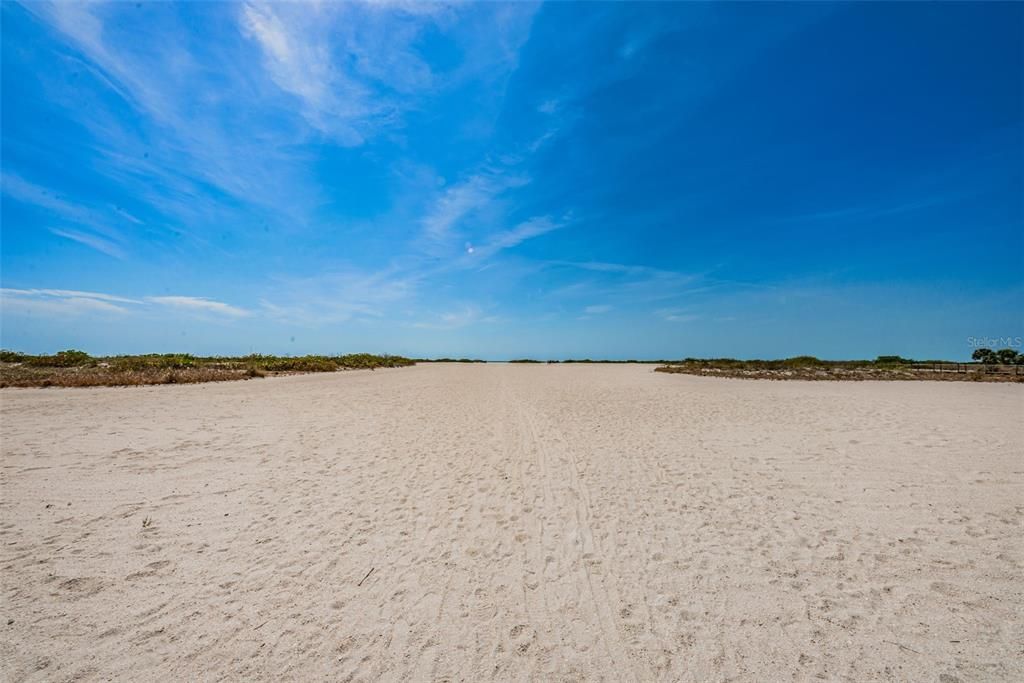 На продажу: $550,000 (2 спален, 2 ванн, 1094 Квадратных фут)