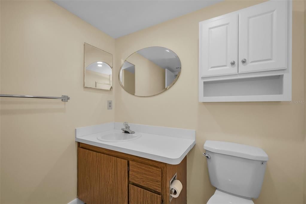 На продажу: $550,000 (2 спален, 2 ванн, 1094 Квадратных фут)