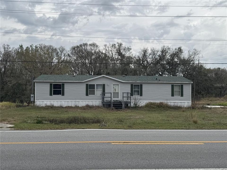 最近售出: $160,000 (4 贝兹, 2 浴室, 1584 平方英尺)