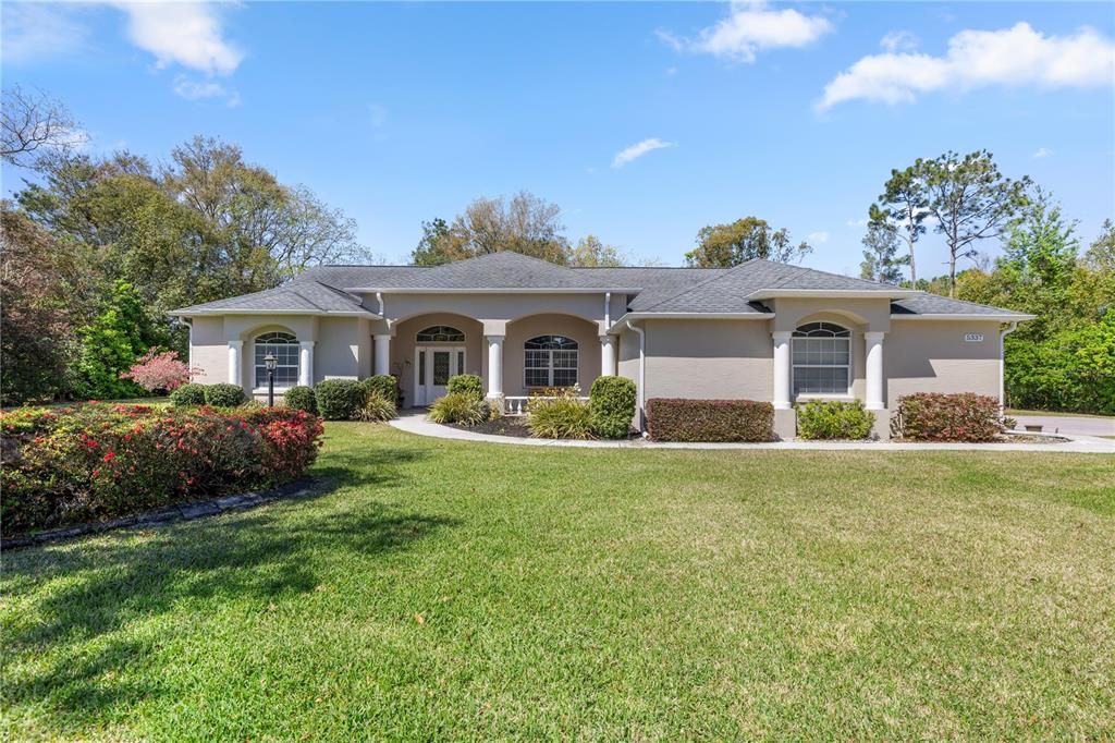 Недавно продано: $455,000 (4 спален, 3 ванн, 3222 Квадратных фут)