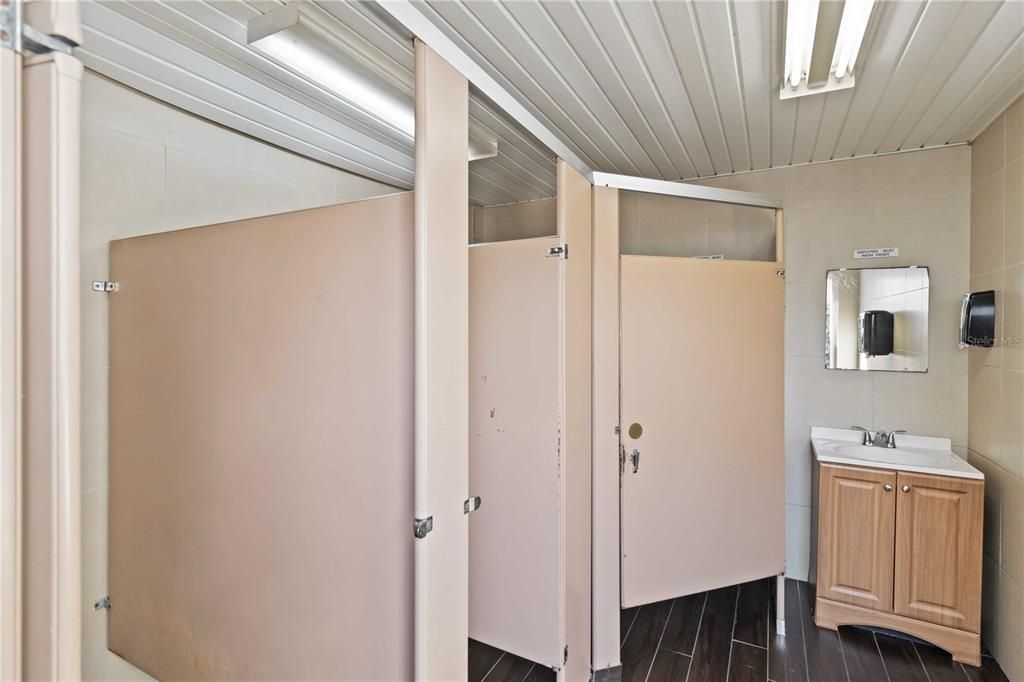 For Sale: $2,350,000 (0 beds, 0 baths, 4933 Square Feet)