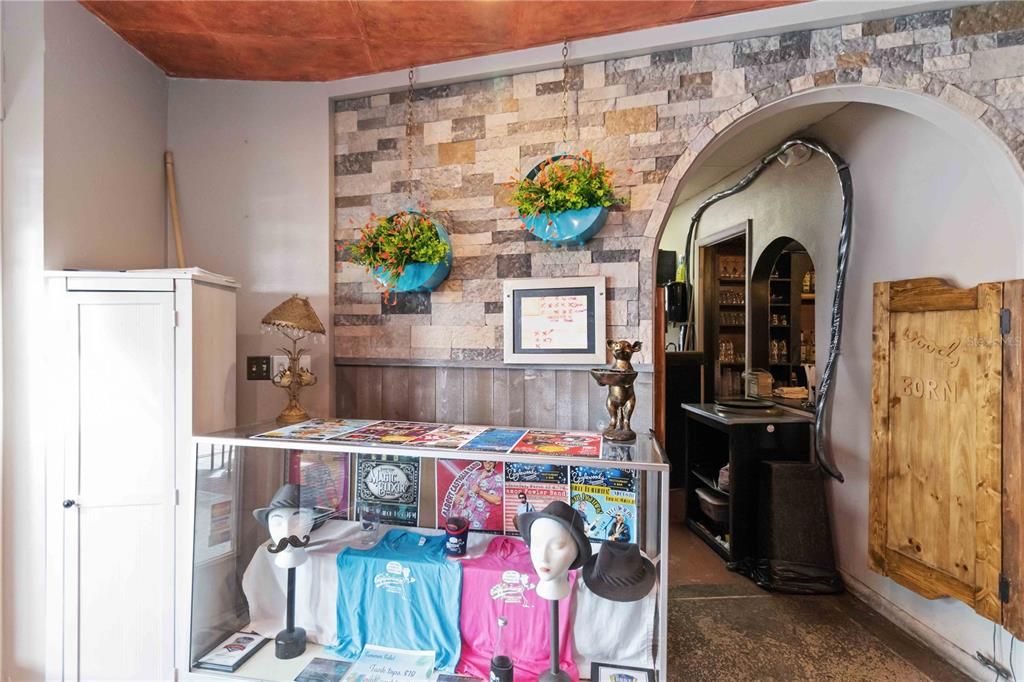 For Sale: $2,350,000 (0 beds, 0 baths, 4933 Square Feet)