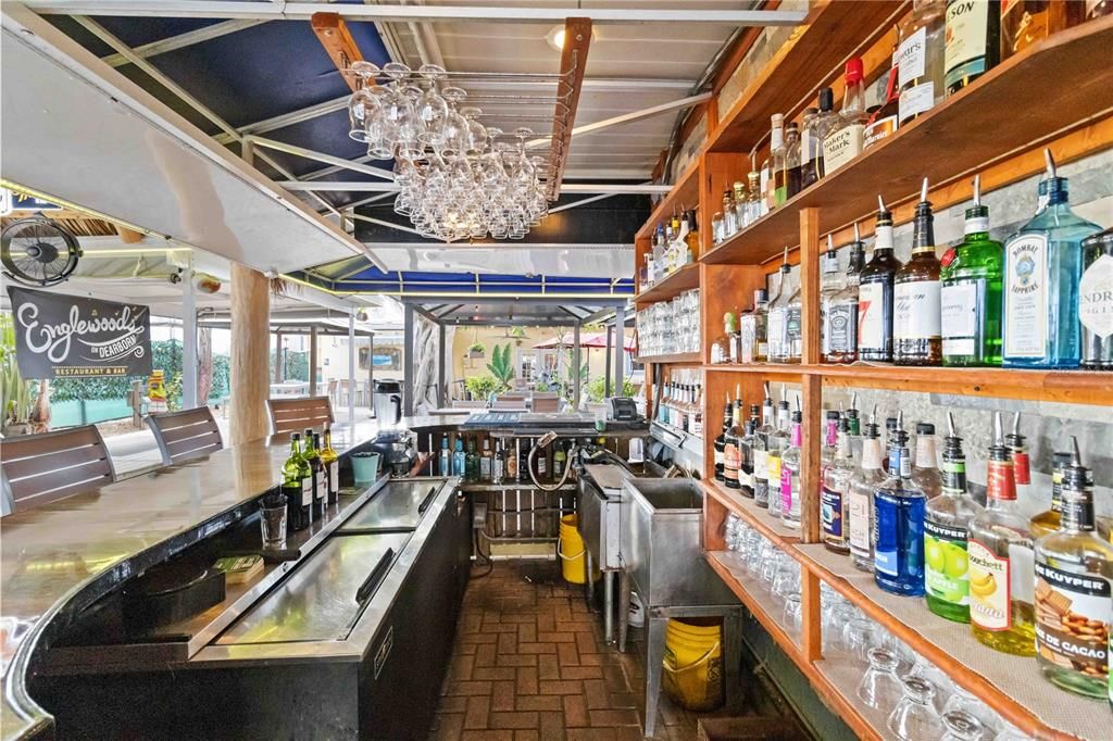 For Sale: $2,350,000 (0 beds, 0 baths, 4933 Square Feet)