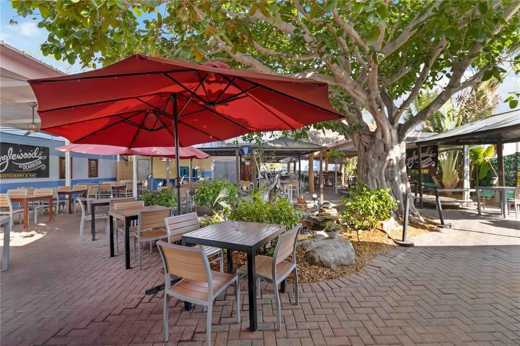 For Sale: $2,350,000 (0 beds, 0 baths, 4933 Square Feet)