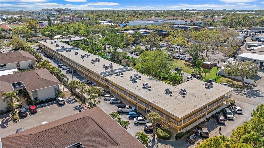 For Sale: $154,900 (0 beds, 1 baths, 422 Square Feet)