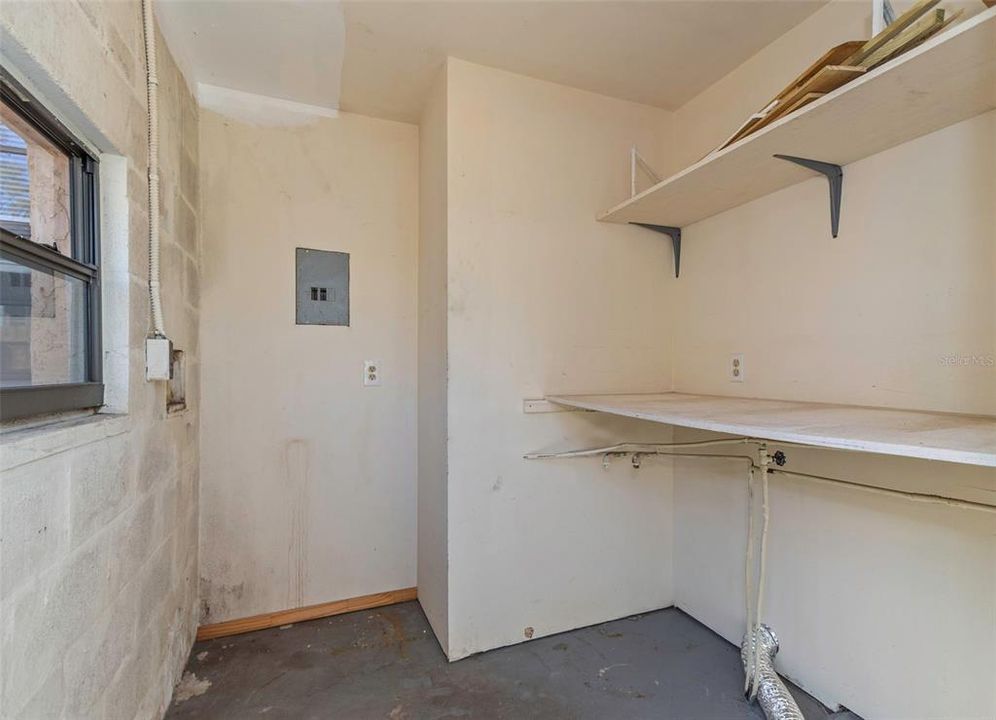 For Sale: $549,900 (4 beds, 0 baths, 1688 Square Feet)