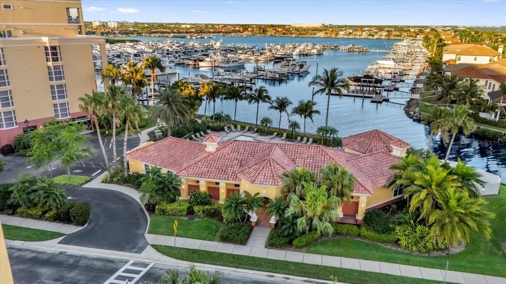 待售: $445,000 (2 贝兹, 2 浴室, 1758 平方英尺)