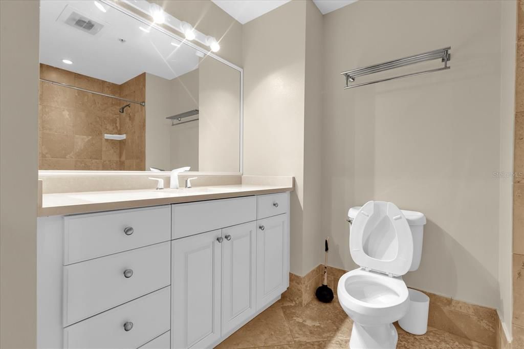 待售: $445,000 (2 贝兹, 2 浴室, 1758 平方英尺)