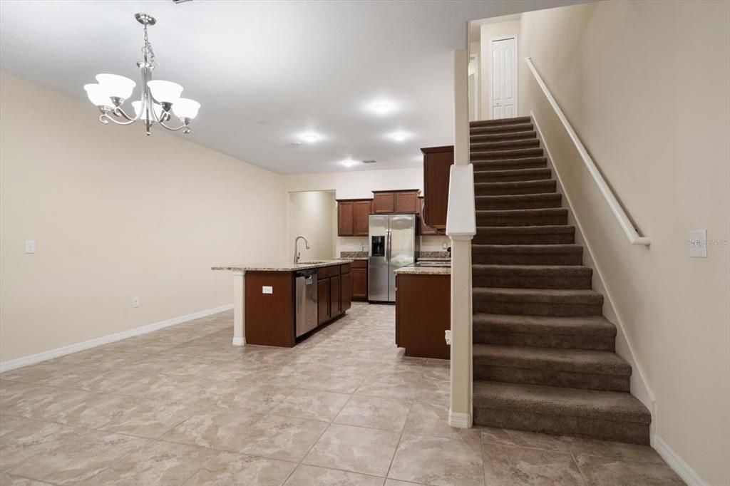 En Venta: $245,000 (3 camas, 2 baños, 1760 Pies cuadrados)