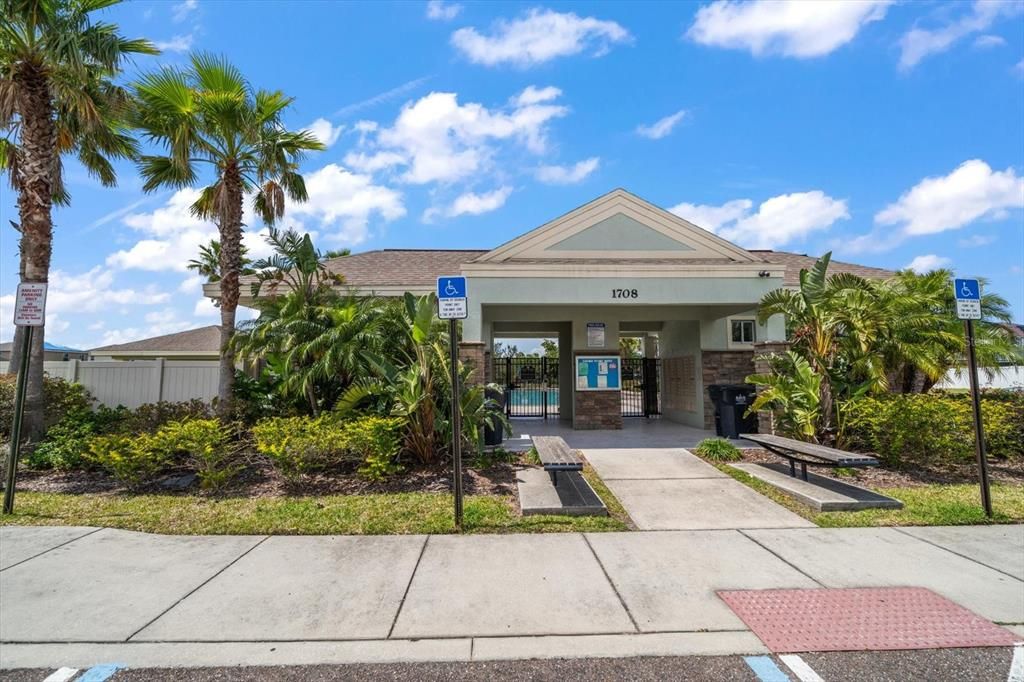 En Venta: $245,000 (3 camas, 2 baños, 1760 Pies cuadrados)