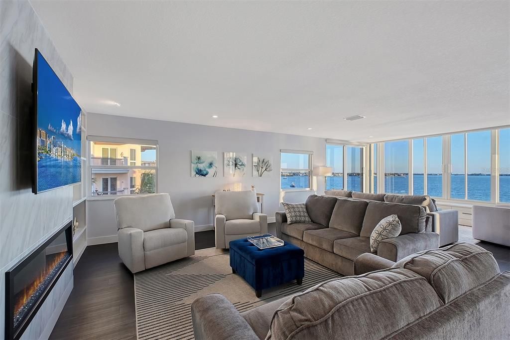 For Sale: $2,100,000 (3 beds, 3 baths, 2979 Square Feet)