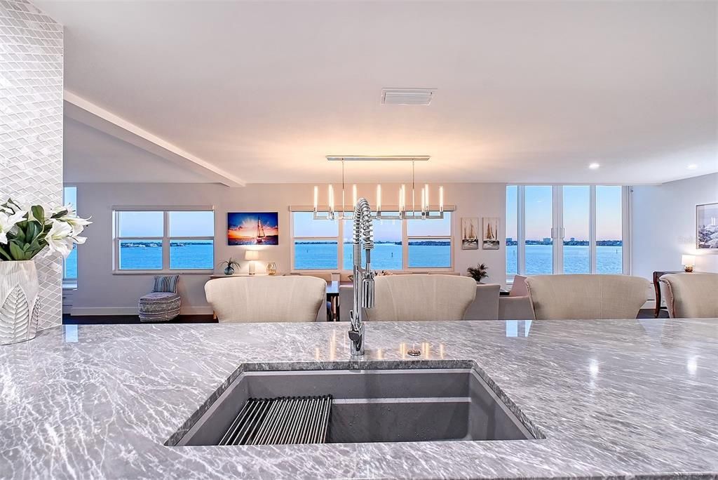 For Sale: $2,100,000 (3 beds, 3 baths, 2979 Square Feet)