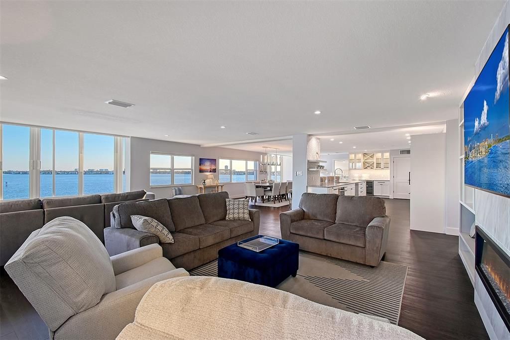 For Sale: $2,100,000 (3 beds, 3 baths, 2979 Square Feet)