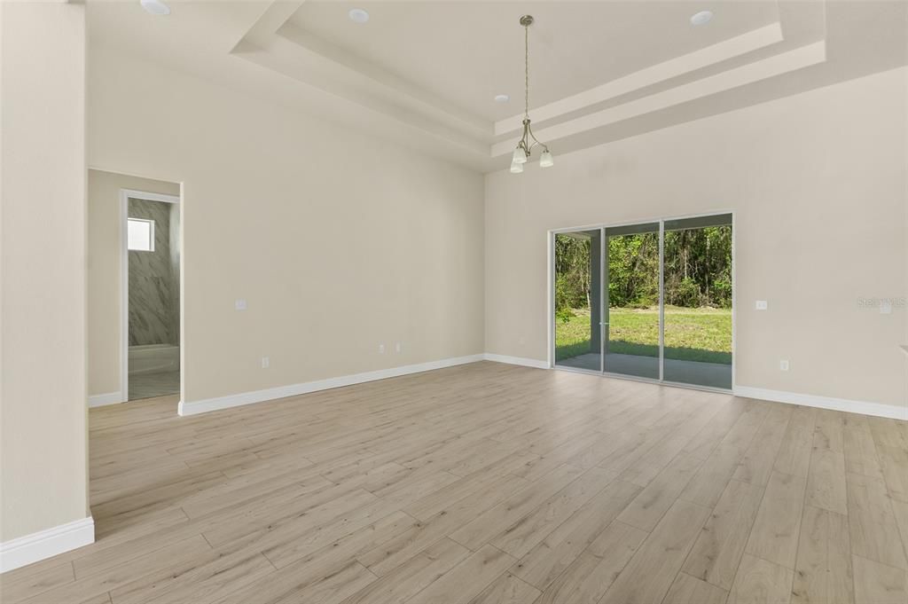 待售: $739,900 (3 贝兹, 2 浴室, 2001 平方英尺)