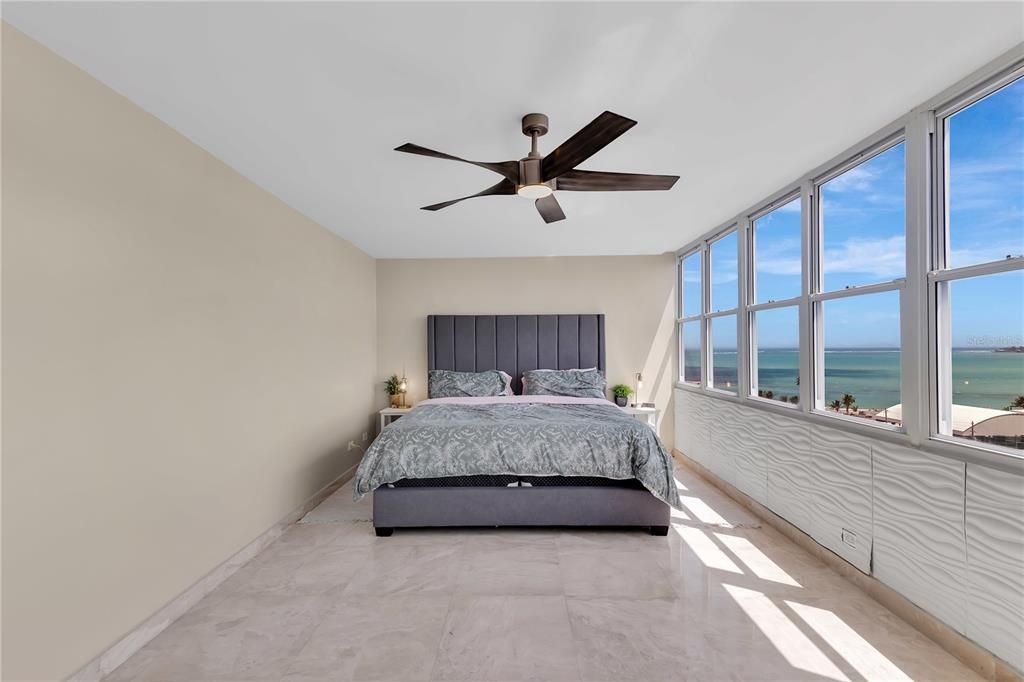 Active With Contract: $749,000 (3 beds, 3 baths, 2724.03 Square Feet)