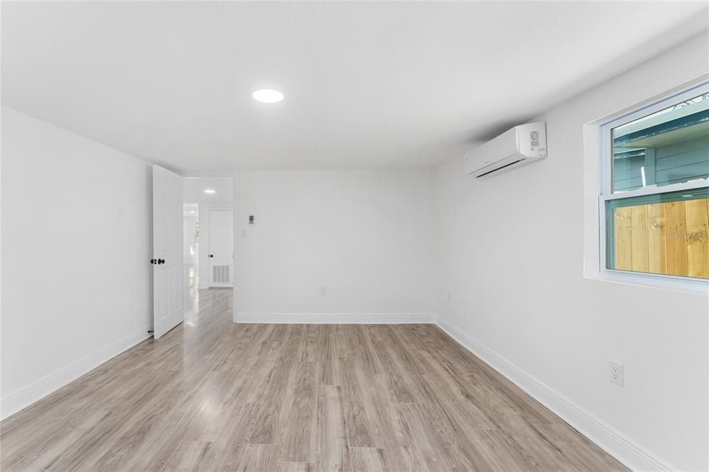 На продажу: $269,900 (3 спален, 2 ванн, 1132 Квадратных фут)