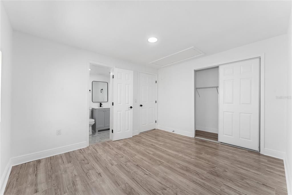 На продажу: $269,900 (3 спален, 2 ванн, 1132 Квадратных фут)