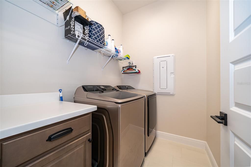 На продажу: $499,990 (3 спален, 2 ванн, 1731 Квадратных фут)