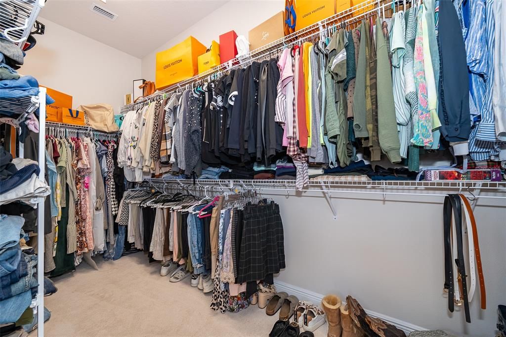 На продажу: $499,990 (3 спален, 2 ванн, 1731 Квадратных фут)