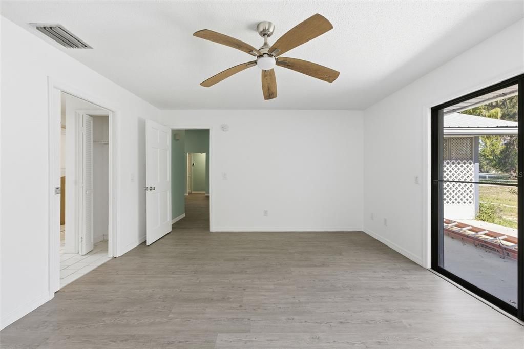 En Venta: $325,000 (3 camas, 2 baños, 1697 Pies cuadrados)