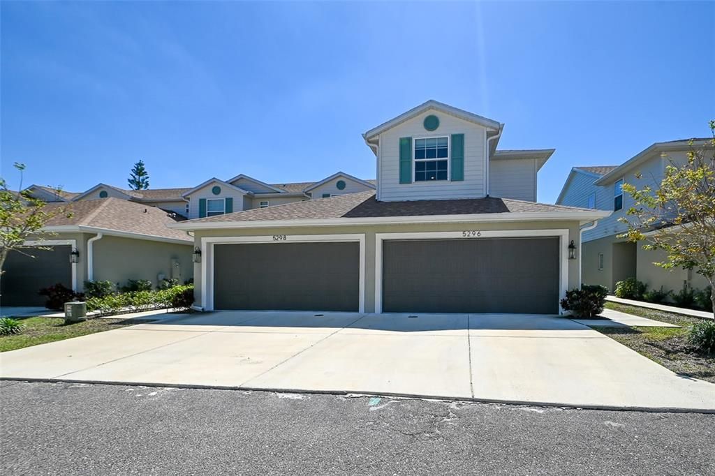 最近售出: $449,900 (3 贝兹, 2 浴室, 1556 平方英尺)