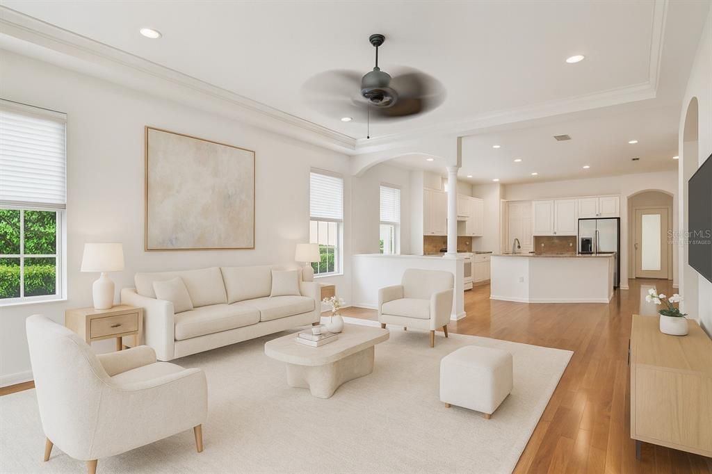 Activo con contrato: $698,000 (4 camas, 2 baños, 2505 Pies cuadrados)