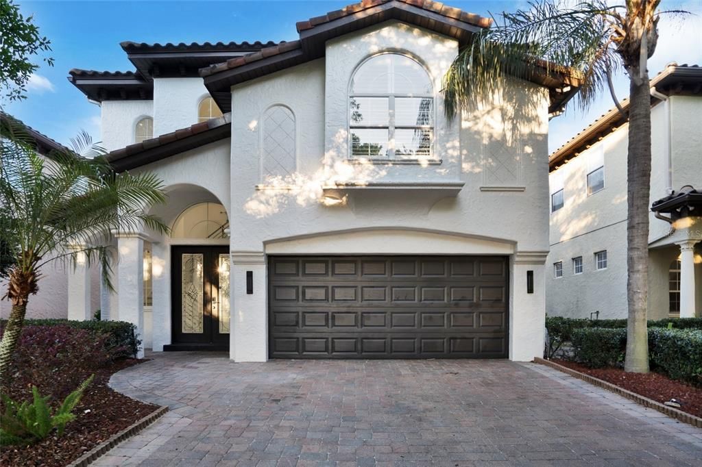 Recently Rented: $6,500 (4 beds, 4 baths, 4219 Square Feet)