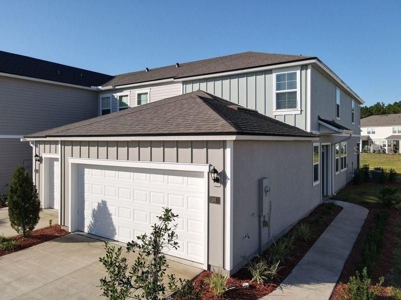 98 Redbud Road. 3 Br 2.5 bath 2 car garage, Side NO CARPETING