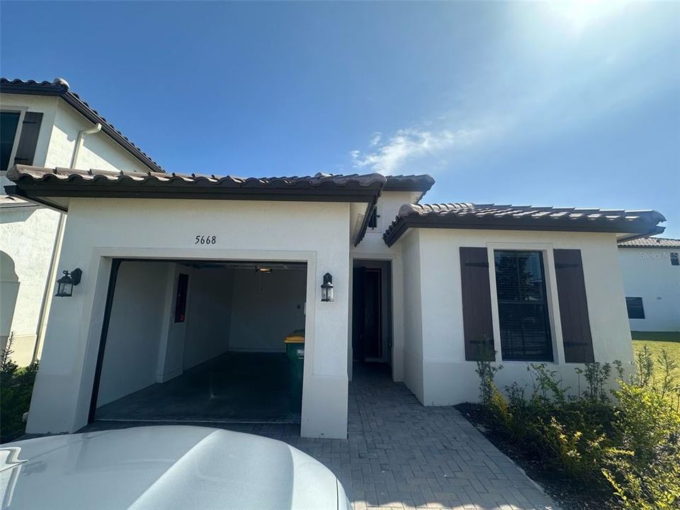 For Sale: $368,000 (2 beds, 2 baths, 1355 Square Feet)
