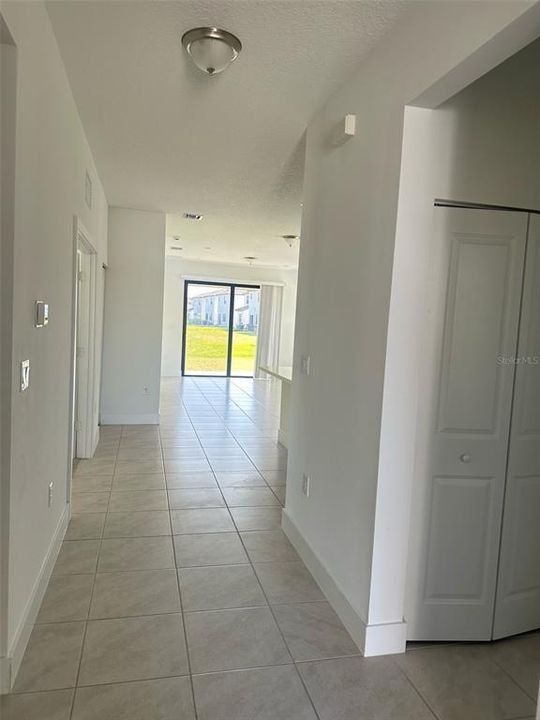 For Sale: $368,000 (2 beds, 2 baths, 1355 Square Feet)