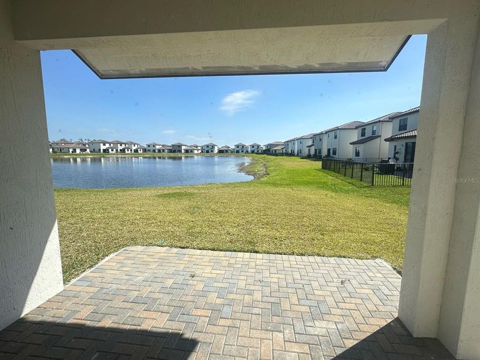 For Sale: $368,000 (2 beds, 2 baths, 1355 Square Feet)