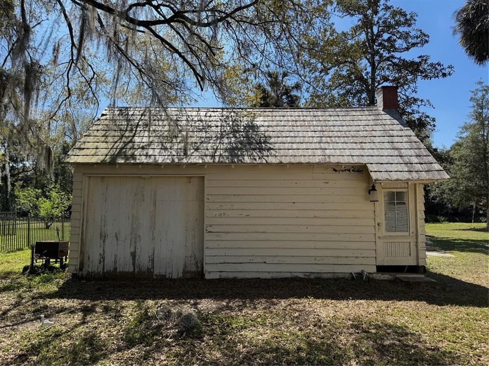 На продажу: $199,000 (3 спален, 1 ванн, 1976 Квадратных фут)