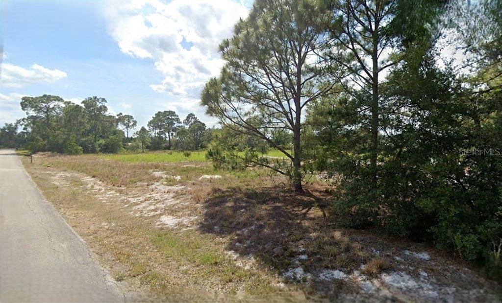 For Sale: $21,000 (0.24 acres)
