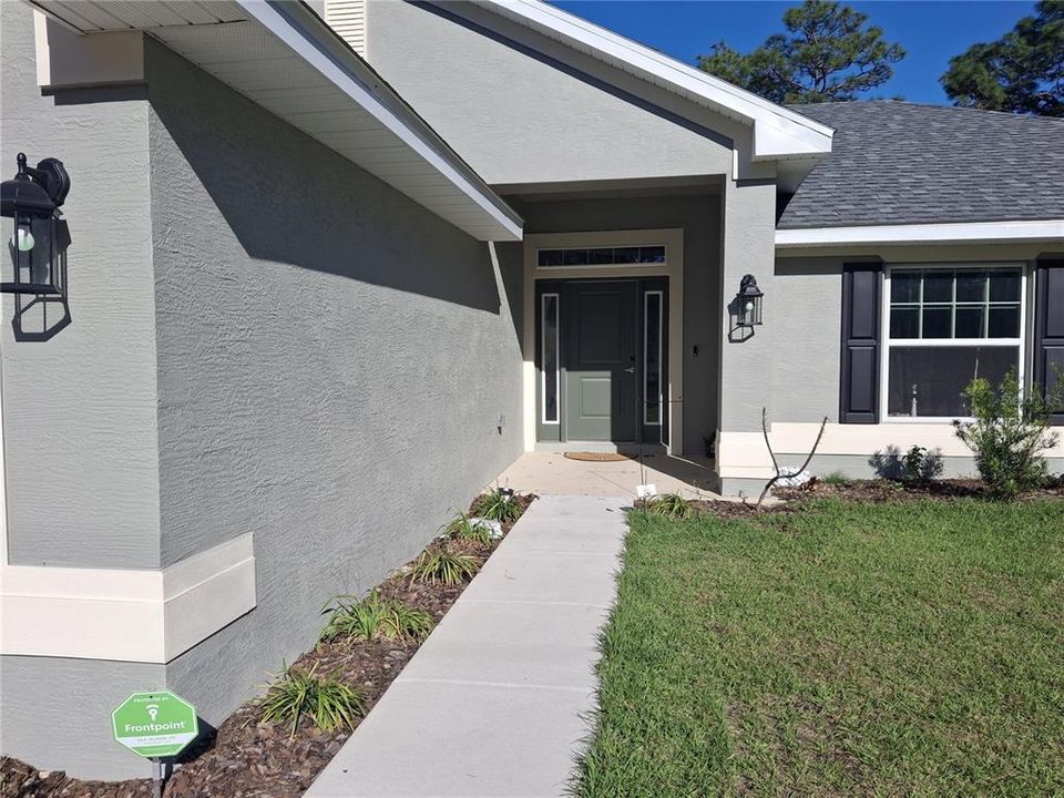 For Sale: $385,000 (4 beds, 2 baths, 1755 Square Feet)