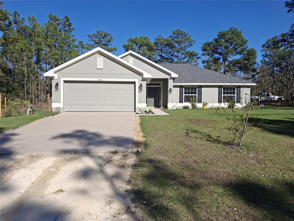 For Sale: $385,000 (4 beds, 2 baths, 1755 Square Feet)