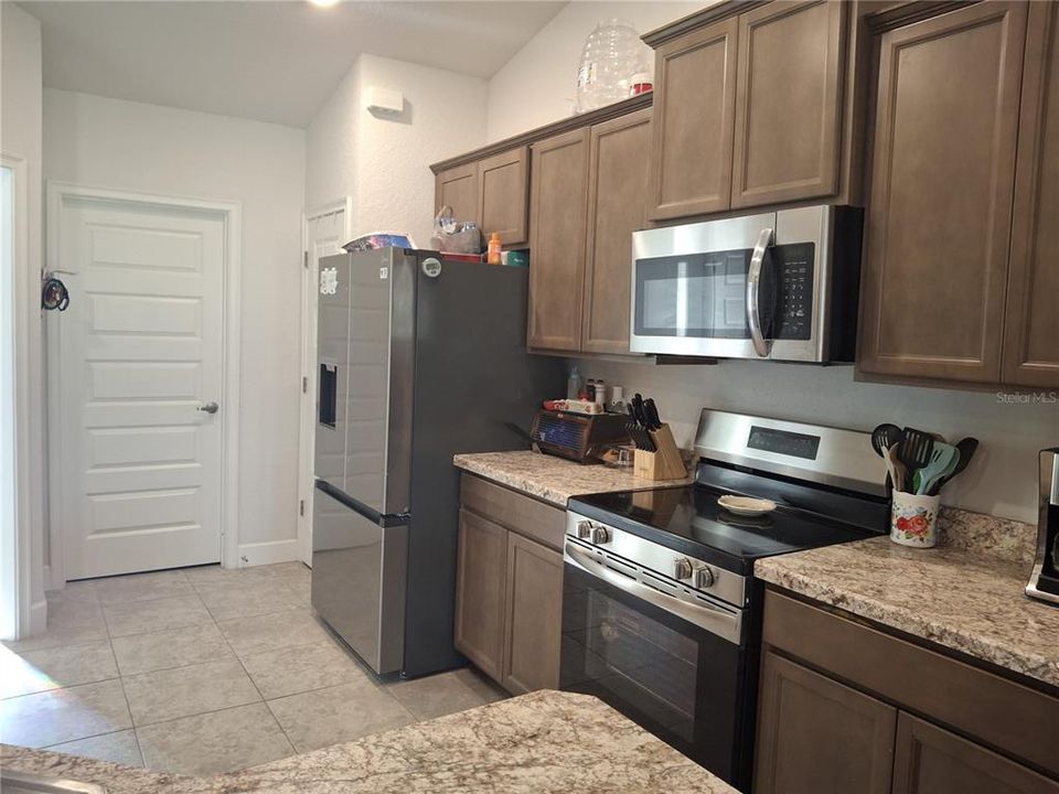 For Sale: $385,000 (4 beds, 2 baths, 1755 Square Feet)