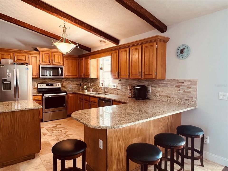 待售: $495,000 (3 贝兹, 2 浴室, 1423 平方英尺)