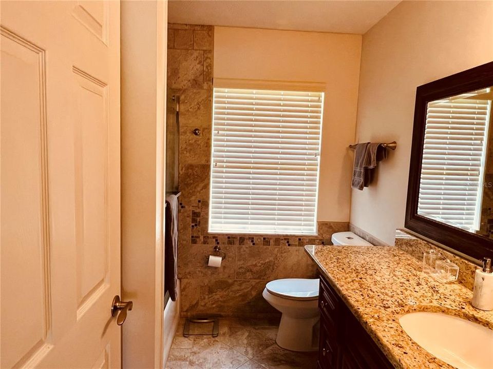 待售: $495,000 (3 贝兹, 2 浴室, 1423 平方英尺)