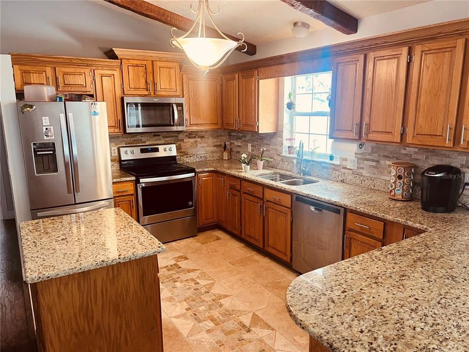 待售: $495,000 (3 贝兹, 2 浴室, 1423 平方英尺)