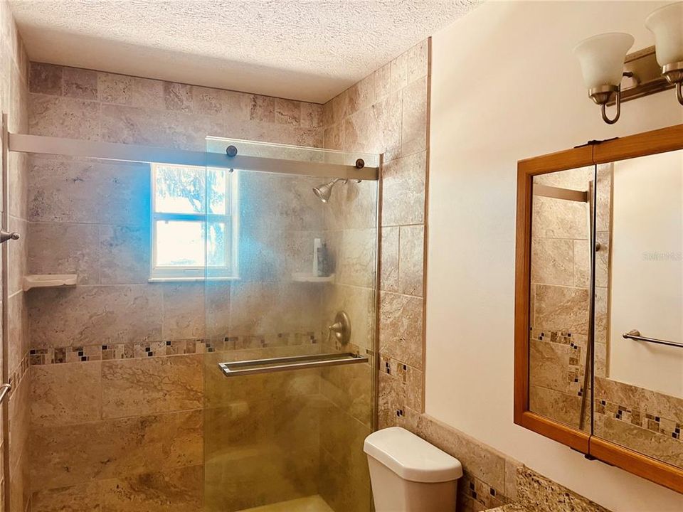 待售: $495,000 (3 贝兹, 2 浴室, 1423 平方英尺)