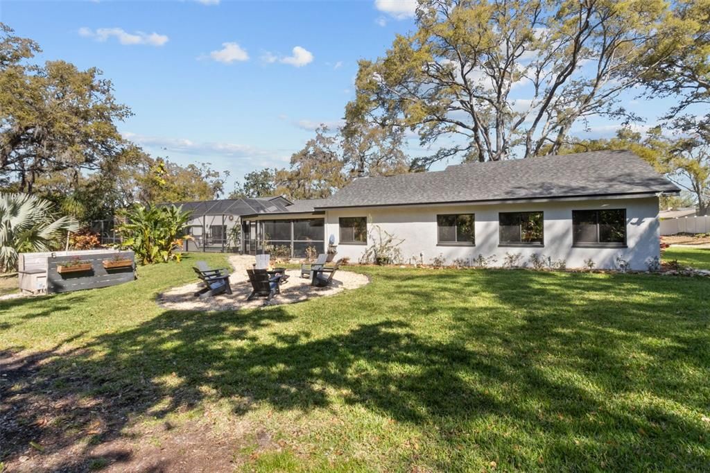 For Sale: $1,400,000 (7 beds, 4 baths, 4630 Square Feet)
