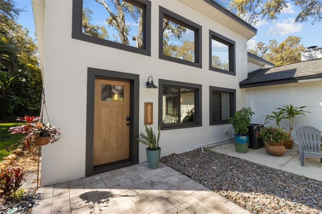 For Sale: $1,400,000 (7 beds, 4 baths, 4630 Square Feet)