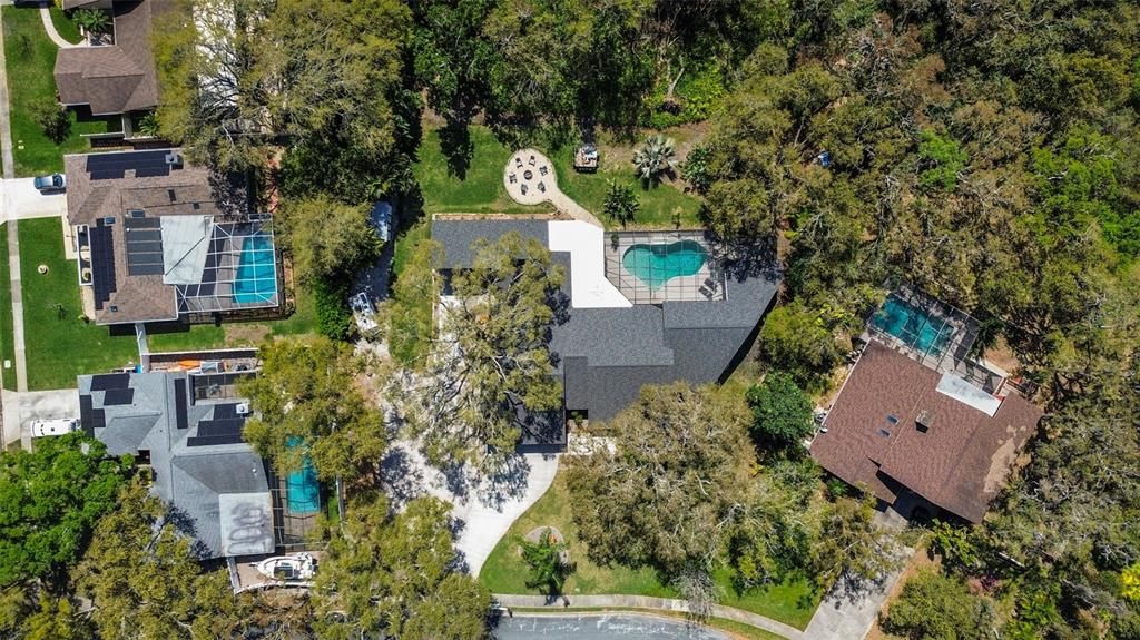 For Sale: $1,400,000 (7 beds, 4 baths, 4630 Square Feet)