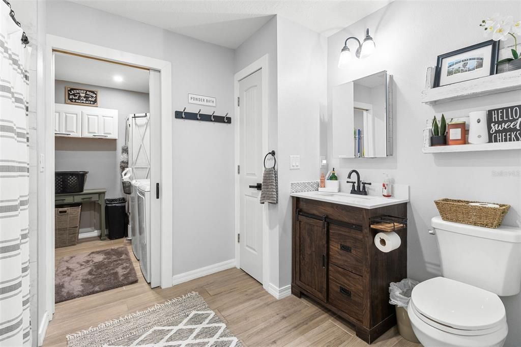 For Sale: $1,400,000 (7 beds, 4 baths, 4630 Square Feet)