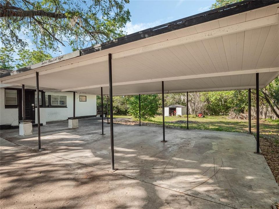 待售: $240,000 (3 贝兹, 2 浴室, 1789 平方英尺)