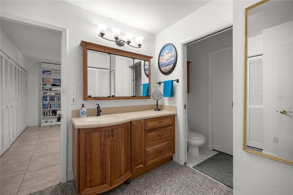 На продажу: $595,000 (3 спален, 2 ванн, 2284 Квадратных фут)